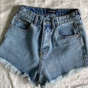 Pretty Little Thing light wash denim shorts
